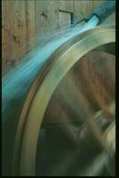 mlinsko kolo na akterega teče voda